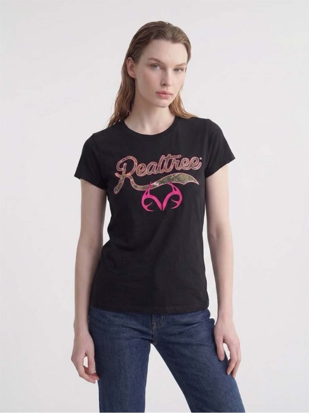 Realtree Women's Black Logo Graphic Tee